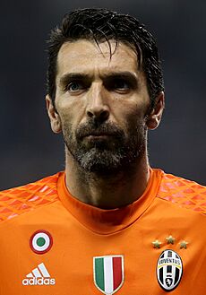 Gianluigi Buffon (31784615942) (cropped)