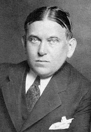 H-L-Mencken-1928.jpg