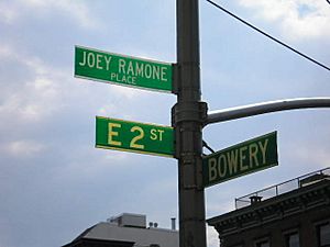 JoeyRamonePlaceBowery