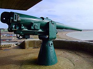 QF12pounder12cwtNewhavenFort1March2008