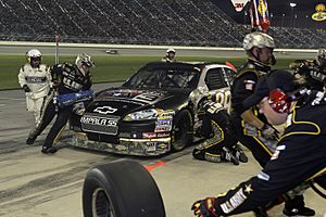 Ryan newman 39 in pits