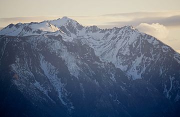 View of Mountains from Derby Canyon, Okanogan Wenatchee National Forest (23637945730).jpg
