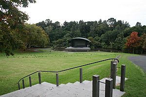 Bowl of brooklands