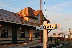 Cereal, Alberta, Canada (21777647982).jpg