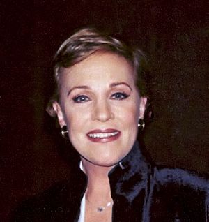 JulieAndrews face