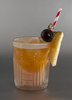 Cocktail "Trader Vic Grog"