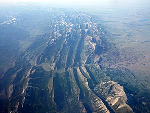 2009-0603-10-Air-RockyMountainFront