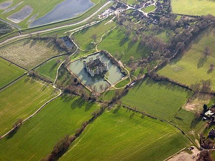 Aerial photo of Bodiam Castle