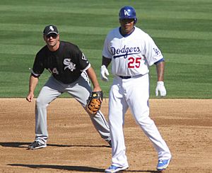 Andruw Jones with Konerko