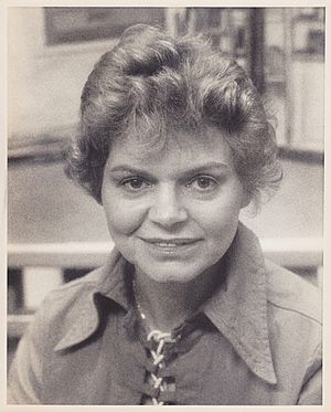 Anne Tabachnick portrait.jpg