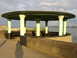 Clontarf shelter over mine (sunny)