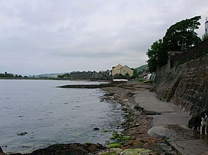 Fairlie Bay looking towards Largs.JPG