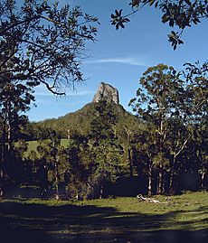 Glasshouse mountain.jpg