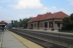 Hinsdale (Metra)