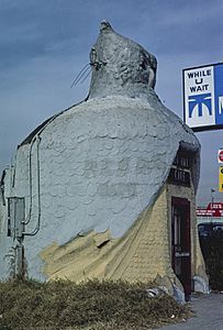 Hoot Owl Cafe in 1977, before it was demolished