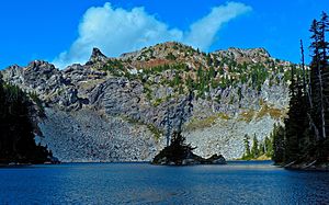 Labyrinth Mountain and Minotaur Lake