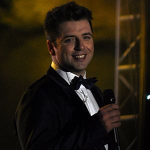 Mark Feehily 2011 (cropped).jpg