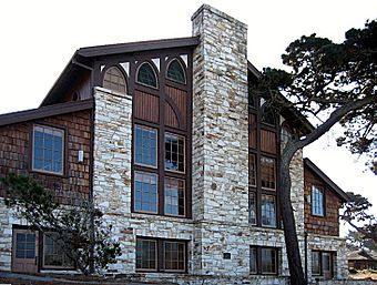 Merrill Hall Asilomar edit1.jpg