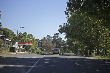 Barton Highway in Murrumbateman (1).jpg