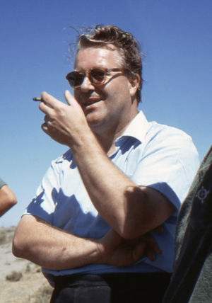 James Mellaart at Çatalhöyük.png