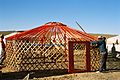 Yurt-construction-2