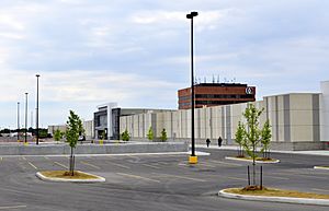 Oshawa Centre, Oshawa, Ontario.jpg