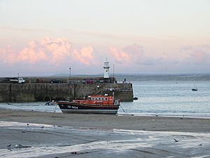 StIvesHarbour Lifeboat