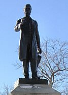 Alexander Mackenzie statue