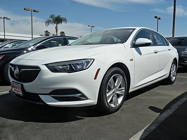 Buick Regal P4250792.jpg