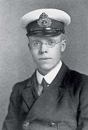 Edward Arthur Milne-(1917).jpg