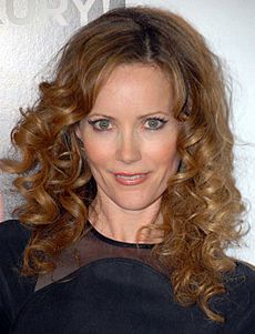 Leslie Mann adjusted