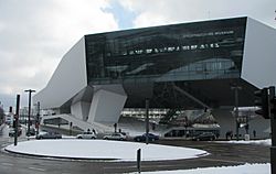 Porsche-Museum Portal Winter