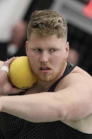 Ryan Crouser 2019 (cropped).jpg