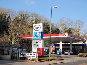 Service station, Teignmouth Road, Torquay - geograph.org.uk - 1716787