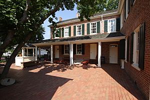 Benjamin Stephenson House (courtyard)