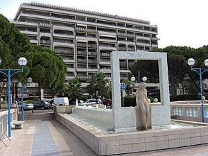 Fountain juan les pins