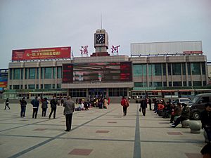 Luohe railway station 201703