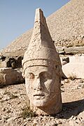 Mount Nemrut - Antiochus (4962117788)