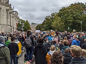 20210924 xl 115634827.MP PXL-Global-Climate-Strike-in-Berlin-on-24-September-2021