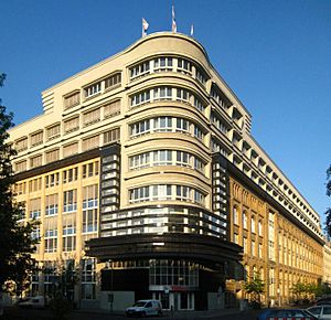 Berlin, Mitte, Schuetzenstrasse, Mosse-Zentrum 05