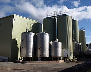 Dairy depot, Crediton - geograph.org.uk - 1747055