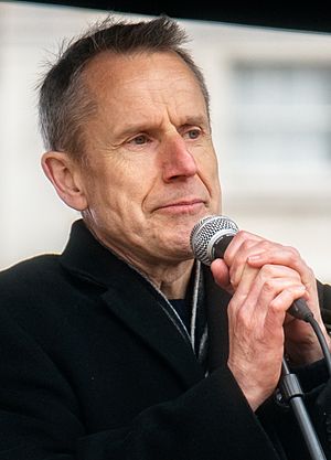 Jeremy Hardy (25287882613) (cropped).jpg