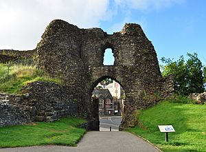 Launceston Castle gatehouse