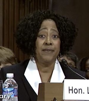 Linda Parker (cropped).jpg