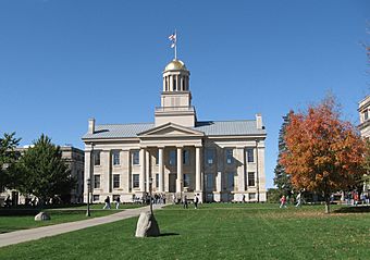 Old capital iowa city.jpg