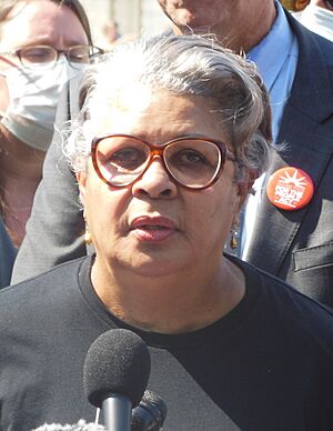 Senfronia Thompson 2757 (cropped).jpg