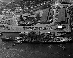 USS Wisconsin and USS Oklahoma H78940t