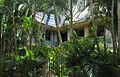 Honolulu-CBrewer-courtyard-balconies