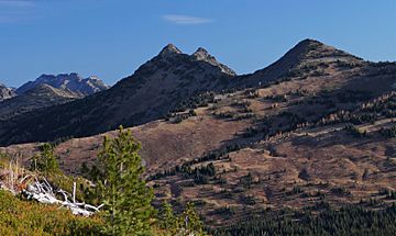 Jackita Ridge and Devils Park.jpg