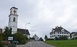 GuettingeKirchePfarrhaus.JPG